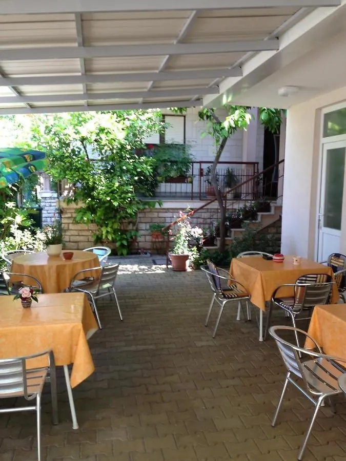 Room In Sukosan With Balcony, Air Conditioning, Wifi 5188-3 0*,